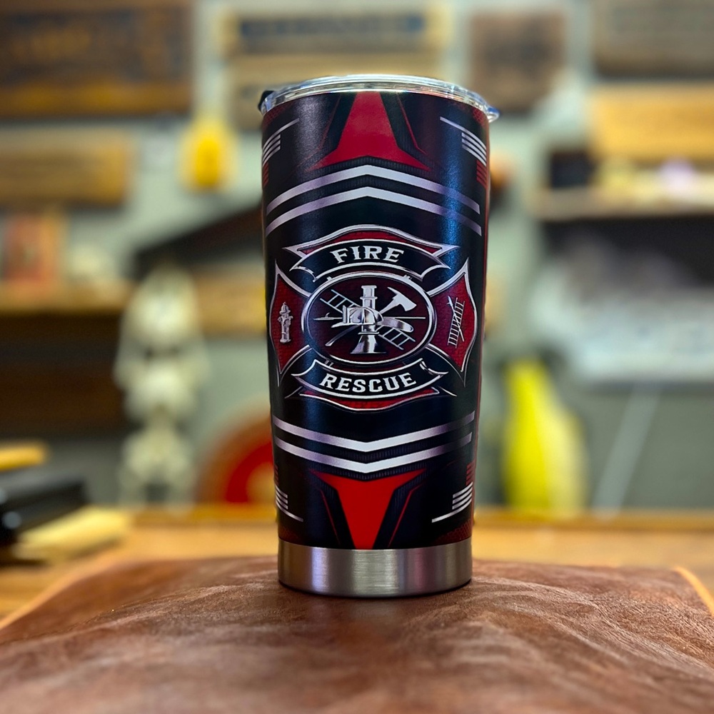Brand new – T25 firefighter, Tumbler red and black, 20 ounce stainless steel